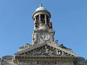 campanile de l'hôtel de ville de Cambrai